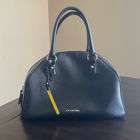 Cromia Handbags - Cromia Black Leather Purse- Made in Italy